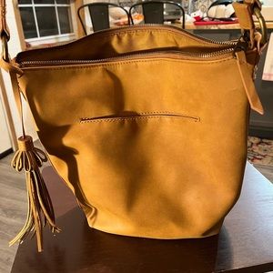 Universal Thread Purse